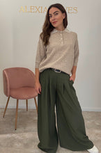 Load image into Gallery viewer, BEADED DETACHABLE COLLAR KNIT - Oatmeal
