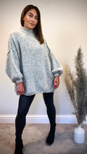 Load image into Gallery viewer, GREY OVERSIZED KNIT JUMPER
