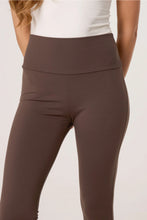 Load image into Gallery viewer, FLEECE-LINED WIDE WAISTBAND LEGGING
