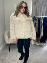 Load image into Gallery viewer, FAUX FUR COAT
