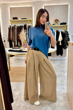 Load image into Gallery viewer, FUNNEL NECK SHORT SLEEVE KNIT
