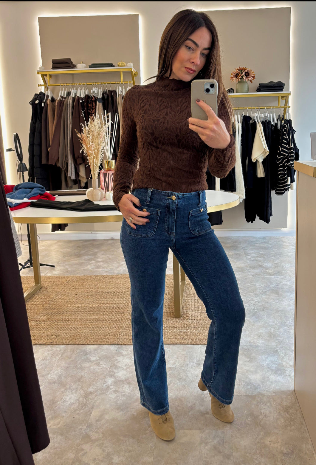 LEAF LACE LONG SLEEVE TOP