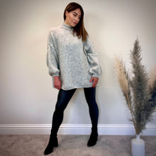 Load image into Gallery viewer, GREY OVERSIZED KNIT JUMPER
