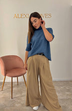 Load image into Gallery viewer, FUNNEL NECK SHORT SLEEVE KNIT
