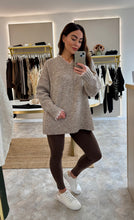 Load image into Gallery viewer, FLEECE LINED BUM LIFT LEGGINGS brown
