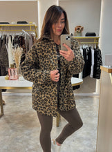 Load image into Gallery viewer, LEOPARD BUTTON FRONT SHACKET

