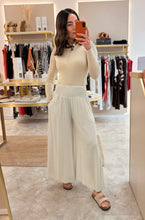 Load image into Gallery viewer, BEIGE PINSTRIPE ELASTICATED WAIST CROPPED TROUSER
