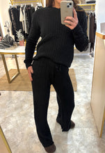 Load image into Gallery viewer, BLACK CABLE KNIT COORD

