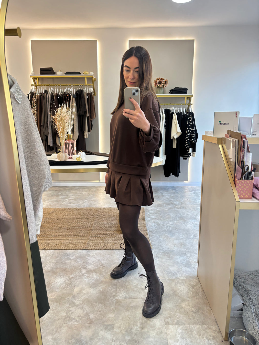 BROWN PLEATED SWEATER DRESS